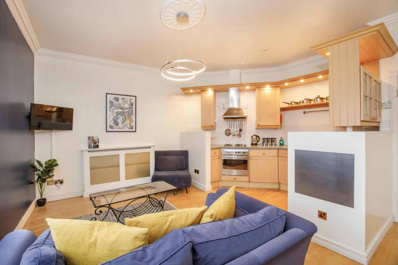 Shambles Suites In The Centre Of York, Sleeps 16 Ngoại thất bức ảnh