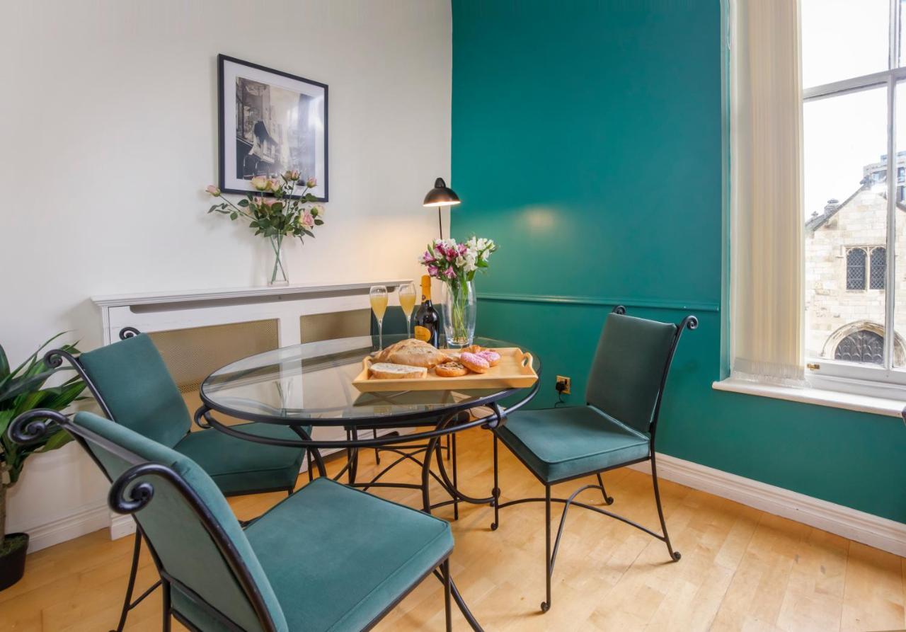 Shambles Suites In The Centre Of York, Sleeps 16 Ngoại thất bức ảnh
